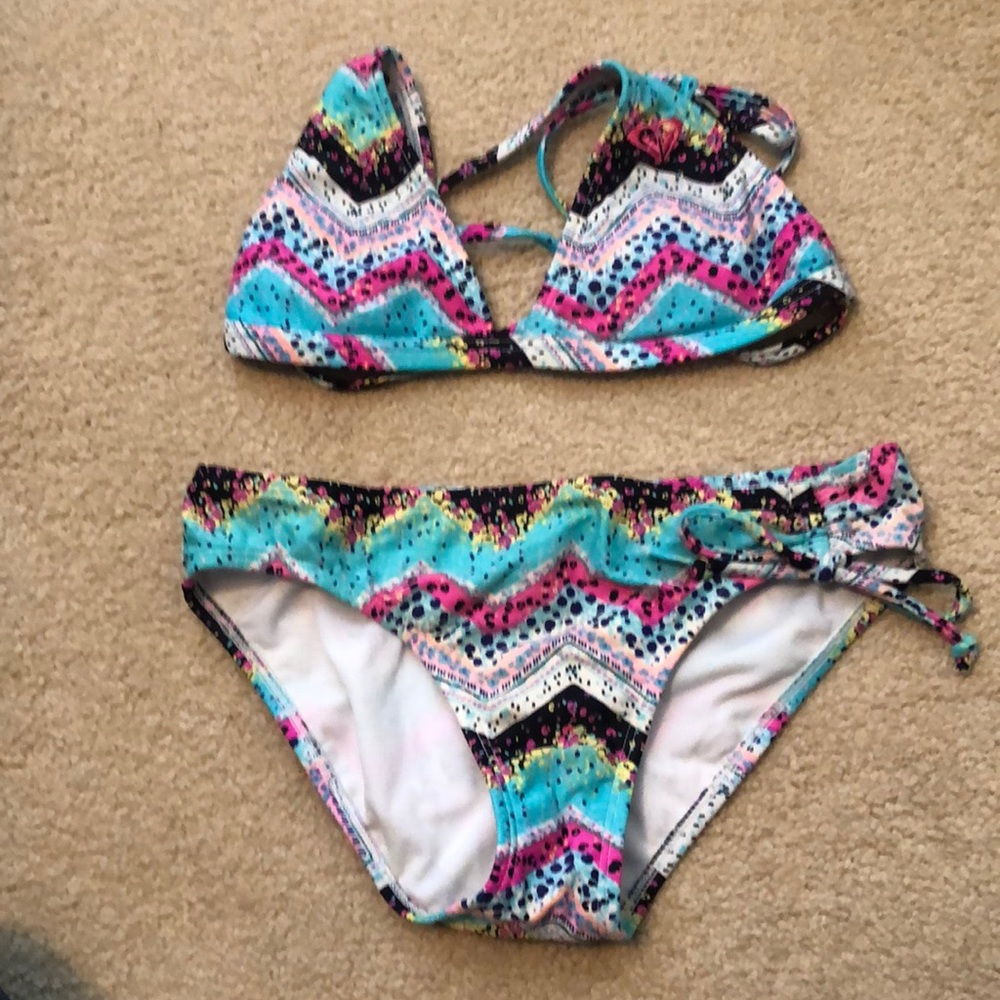 ROXY bathing suit- 2 piece.